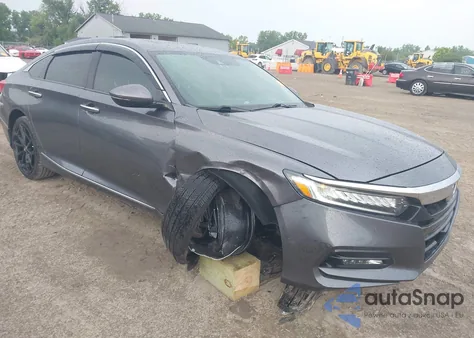 2019 Honda Accord Touring 2.0T из США, поврежденный, VIN 1HGCV2F94KA016166